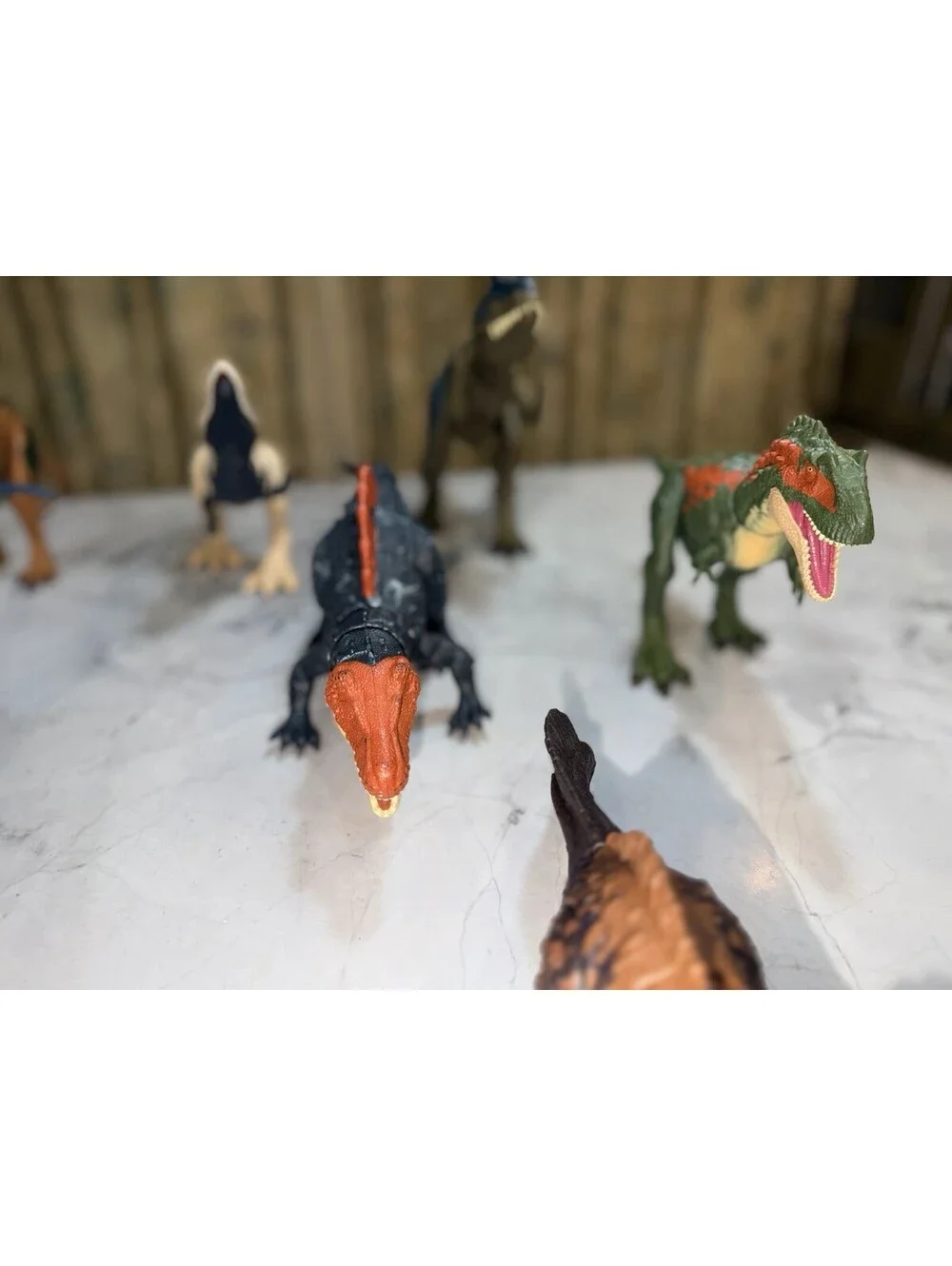 Lot of 16 Mattel Jurassic World Dinosaurs Roarivores Savage Strike Attack Pack